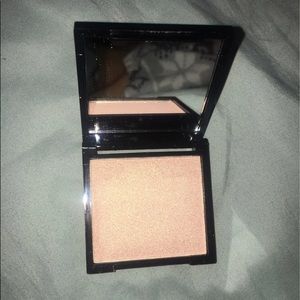 Saint Luxe Rose Quartz Highlighter